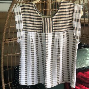 Ace and Jig Paz top L